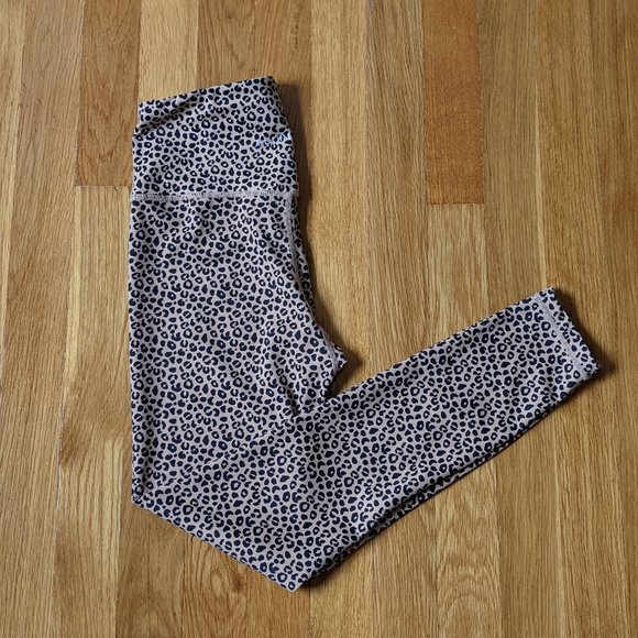 ALLFENIX | Cheetah Sand 7/8 Legging Size XS - Picture 1 of 10